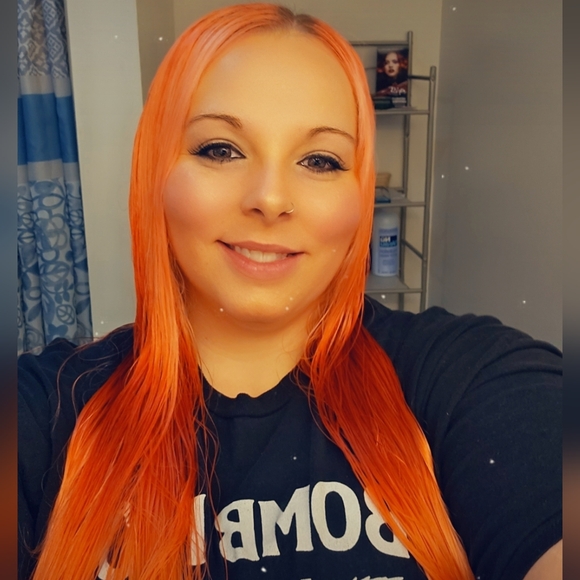 Meet your Posher, Michelle - Picture 2 of 2